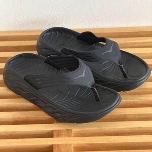 Hoka Ora Recovery Flip Flop
